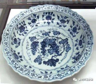 融合东方神韵 阿迪达斯新款联名鞋与景德镇瓷器的设计共鸣